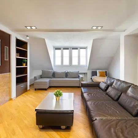 Apartment Close-golden - Huge - 13 People - 150m2 - Stare Miasto *